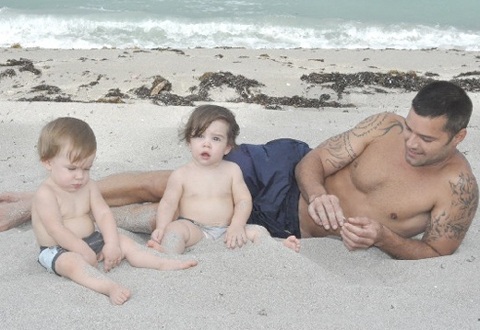 Ricky Martin thừa nhận mình đồng tính - 4