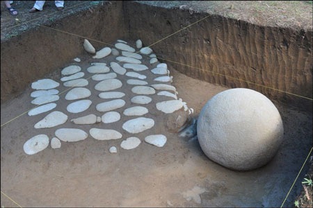 Những “quả trứng” đá khổng lồ bí ẩn ở Costa Rica - 5