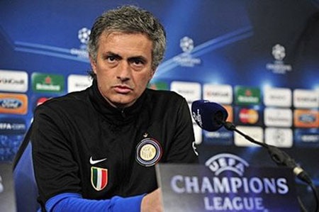 Mourinho “vừa đấm, vừa xoa” CSKA Moscow - 1 Mourinho “vừa đấm, vừa xoa” CSKA Moscow - 1