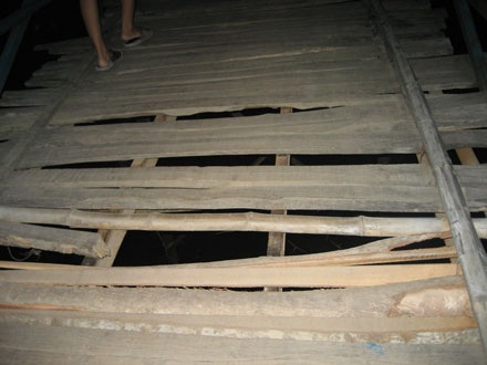 Thương cây cầu tạm 35 năm lắp rồi lại dỡ - 2 Thương cây cầu tạm 35 năm lắp rồi lại dỡ - 2