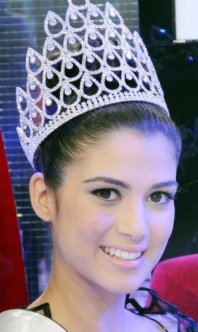 Trao vương miện cho hoa hậu Thổ Nhĩ Kỳ  - 3