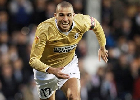 "Lão bà" Juventus có thể mất trắng 8 cầu thủ - 1