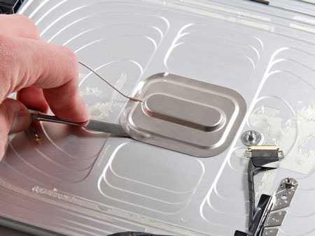 “Mổ xẻ” máy tính bảng iPad - 28