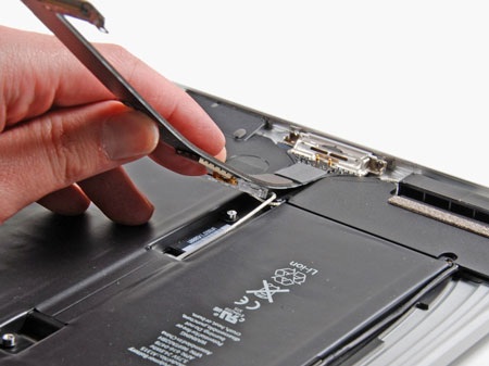 “Mổ xẻ” máy tính bảng iPad - 20