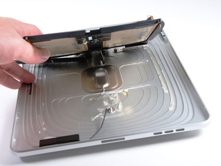 “Mổ xẻ” máy tính bảng iPad - 24