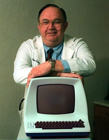 “Cha đẻ” của máy tính cá nhân mất ở tuổi 68 - 1