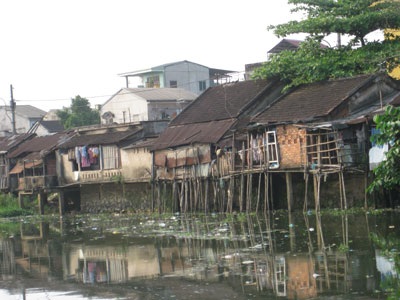 Huế: Một dòng sông kêu cứu - 1 Huế: Một dòng sông kêu cứu - 1