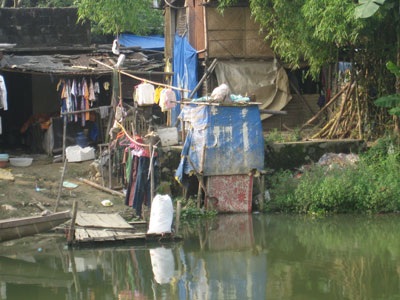 Huế: Một dòng sông kêu cứu - 2 Huế: Một dòng sông kêu cứu - 2