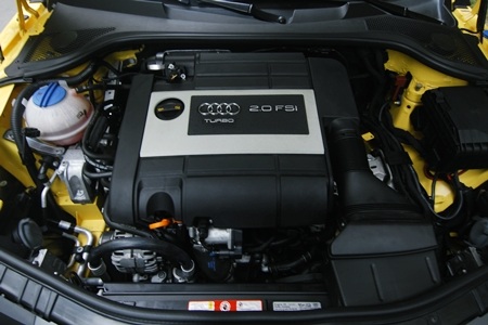 Cá tính Audi TT vàng trên phố - 11