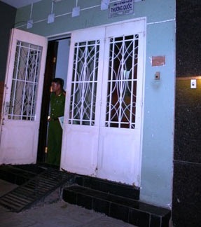 Gói quà nghi chứa chất nổ là... đầu chó - 1 Gói quà nghi chứa chất nổ là... đầu chó - 1