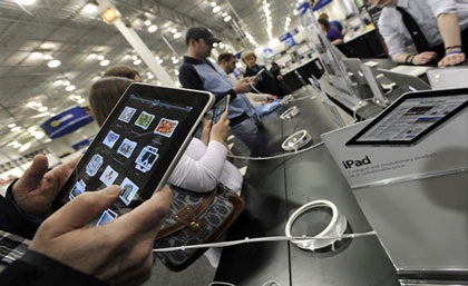 iPad “dính” rắc rối về nhiệt độ, pin và Wi-Fi - 1 iPad “dính” rắc rối về nhiệt độ, pin và Wi-Fi - 1