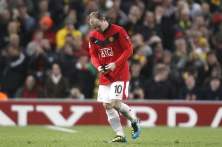 Rooney bị vỡ mạch máu mắt cá, MU thêm đau - 1 Rooney bị vỡ mạch máu mắt cá, MU thêm đau - 1
