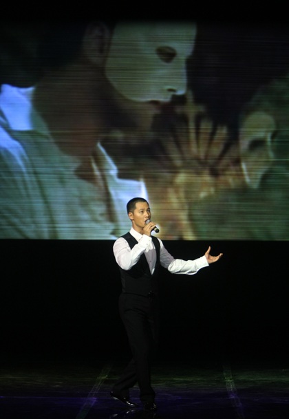 Ngắm màn trình diễn ấn tượng trong đêm Cống hiến - 8