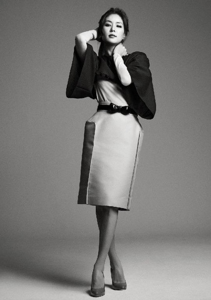 Vợ tương lai của Jang Dong Gun ấn tượng với đen và trắng - 6