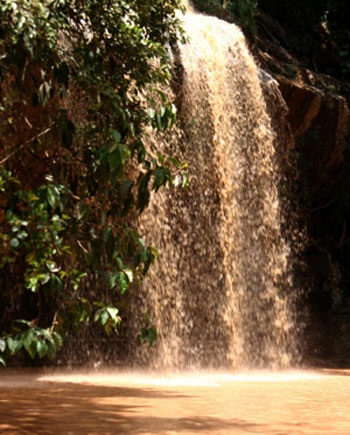 Ngừng đổ bùn thải trên đèo Mimosa để “cứu” thác Prenn - 2 Ngừng đổ bùn thải trên đèo Mimosa để “cứu” thác Prenn - 2