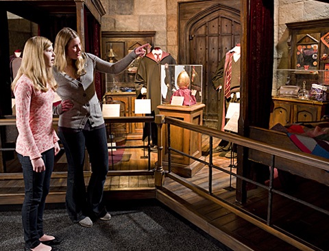 Hình ảnh thú vị trong triển lãm Harry Potter - 1 Hình ảnh thú vị trong triển lãm Harry Potter - 1