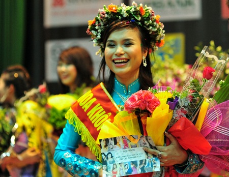 Nét đẹp nữ sinh Bách Khoa - 13 Nét đẹp nữ sinh Bách Khoa - 13