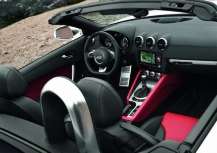 Audi TT phiên bản 2011 lộ diện - 9 Audi TT phiên bản 2011 lộ diện - 9