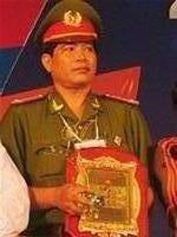 Vĩnh biệt “huyền thoại” SBC Lý Đại Bàng - 3 Vĩnh biệt “huyền thoại” SBC Lý Đại Bàng - 3