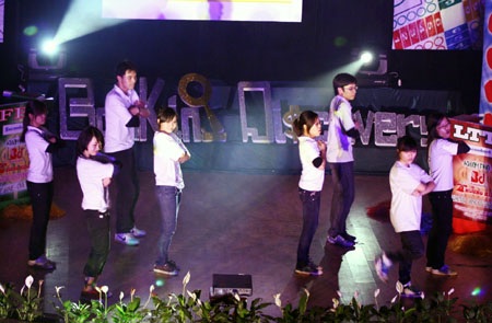 HV Ngân hàng sôi động đêm chung kết “Khám phá thương hiệu” - 3