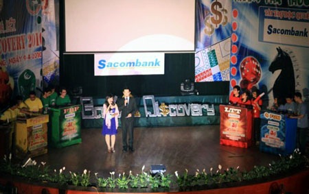 HV Ngân hàng sôi động đêm chung kết “Khám phá thương hiệu” - 1