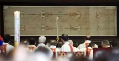 Italia trưng bày “tấm vải liệm Chúa Jesus” - 1 Italia trưng bày “tấm vải liệm Chúa Jesus” - 1