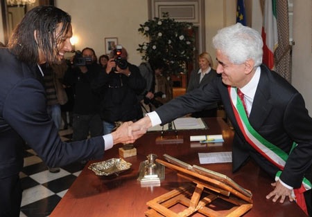 Nhập tịch Italia, Amauri muốn khoác áo Thiên thanh - 1 Nhập tịch Italia, Amauri muốn khoác áo Thiên thanh - 1