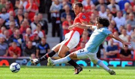 Rio Ferdinand châm chọc “sát thủ” của Man City - 1 Rio Ferdinand châm chọc “sát thủ” của Man City - 1