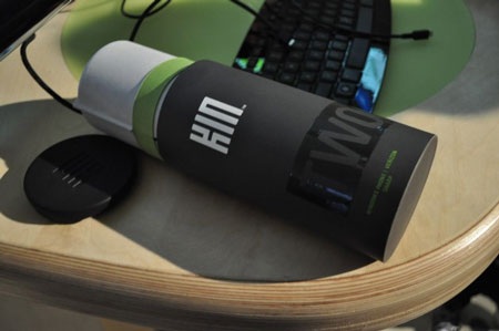 “Đập hộp” điện thoại Kin One và Kin Two - 6