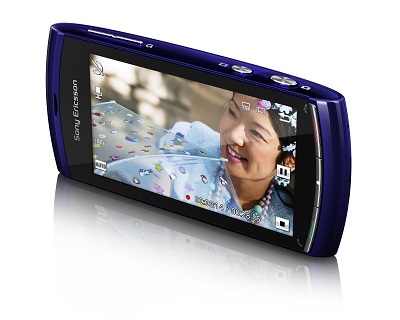 Sony Ericson Vivaz hút hồn giới trẻ - 3 Sony Ericson Vivaz hút hồn giới trẻ - 3