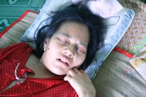 Người mẹ bệnh tật và khát vọng sống để nuôi con - 2 Người mẹ bệnh tật và khát vọng sống để nuôi con - 2