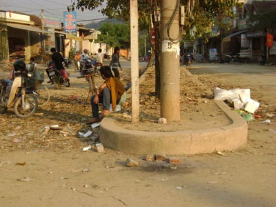 Thị trấn ngập trong rác - 6 Thị trấn ngập trong rác - 6