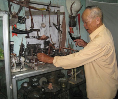 “Bảo tàng” nông cụ độc đáo của ông lão 80 - 1 “Bảo tàng” nông cụ độc đáo của ông lão 80 - 1