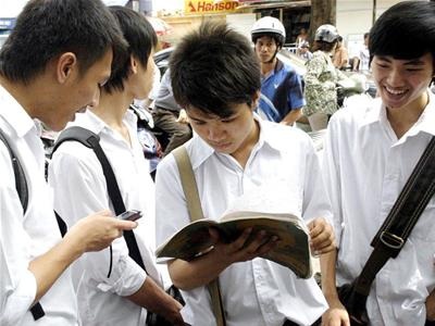 Thí sinh phải mang bản photo giấy CMND có công chứng - 1 Thí sinh phải mang bản photo giấy CMND có công chứng - 1
