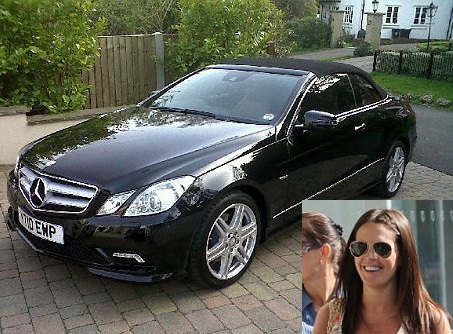 Cựu hoa hậu Anh được hôn phu tặng ô tô Mercedes - 1 Cựu hoa hậu Anh được hôn phu tặng ô tô Mercedes - 1