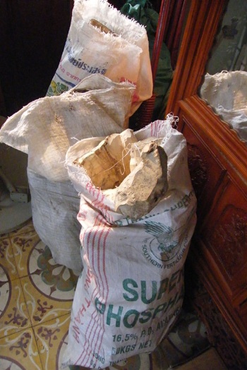 Bắt xe Lào chở động vật quý hiếm  - 1