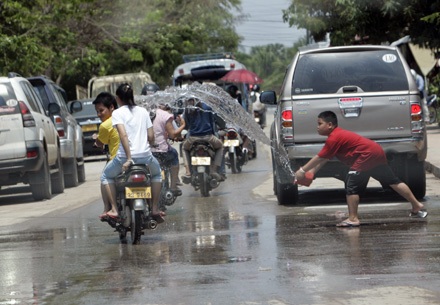 "Cuộc chiến thủy thần" ở Lào - 6