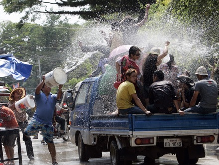 "Cuộc chiến thủy thần" ở Lào - 3