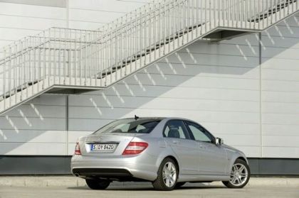 Những nét mới trên Mercedes C-Class - 6 Những nét mới trên Mercedes C-Class - 6