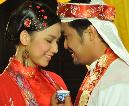 Lý Hùng muốn mang Diễm Hương trở lại  - 1