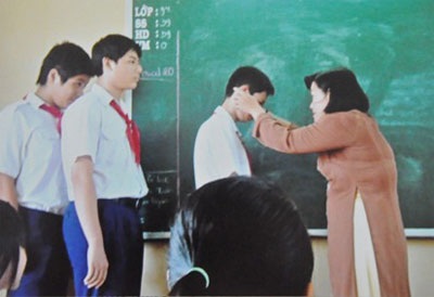 Tát má, nhéo tai vì muốn học sinh tốt hơn - 1 Tát má, nhéo tai vì muốn học sinh tốt hơn - 1