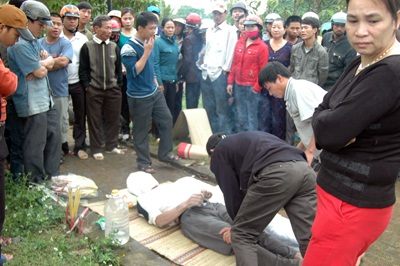 Hà Tĩnh: Phát hiện 2 xác chết dưới sông, hồ - 1 Hà Tĩnh: Phát hiện 2 xác chết dưới sông, hồ - 1