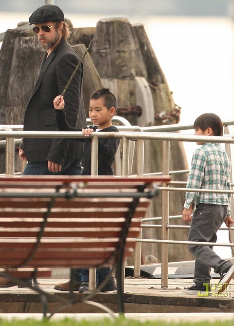 Gia đình Brad Pitt vui chơi tại Ý - 12 Gia đình Brad Pitt vui chơi tại Ý - 12