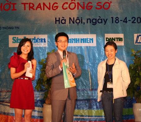 Đêm hội thời trang ĐH Kinh tế Quốc dân - 3 Đêm hội thời trang ĐH Kinh tế Quốc dân - 3