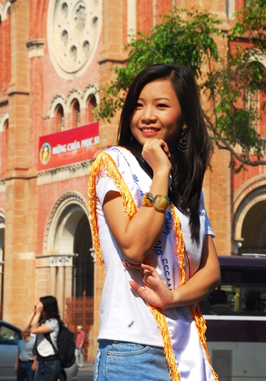 “Điểm mặt” thí sinh Duyên dáng Ngoại thương 2010  - 4