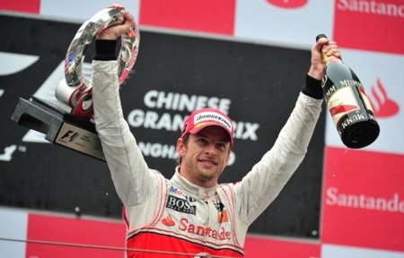 Button đăng quang trong chiều Thượng Hải rực lửa - 3