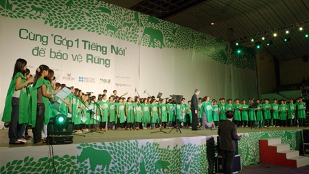 Dàn hợp xướng lớn nhất Việt Nam - 1 Dàn hợp xướng lớn nhất Việt Nam - 1