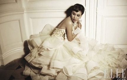 Go So Young sẽ mặc váy cưới của Oscar de la Renta - 2 Go So Young sẽ mặc váy cưới của Oscar de la Renta - 2