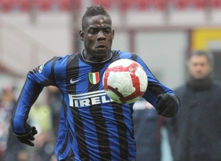 Phút bồng bột khiến Balotelli phải trả giá đắt - 1 Phút bồng bột khiến Balotelli phải trả giá đắt - 1