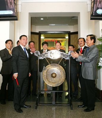 Cổ phiếu công ty thép xây dựng lớn nhất Việt Nam chính thức lên sàn chứng khoán - 2 Cổ phiếu công ty thép xây dựng lớn nhất Việt Nam chính thức lên sàn chứng khoán - 2